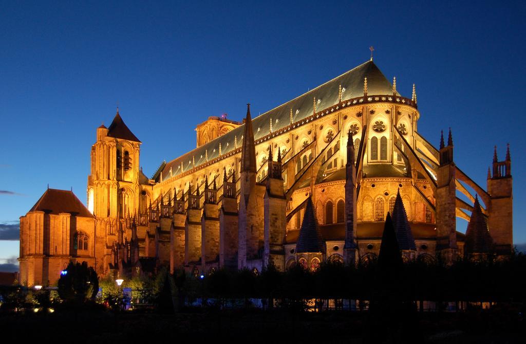 Campanile Bourges Nord - Saint-Doulchard Hotel Luaran gambar