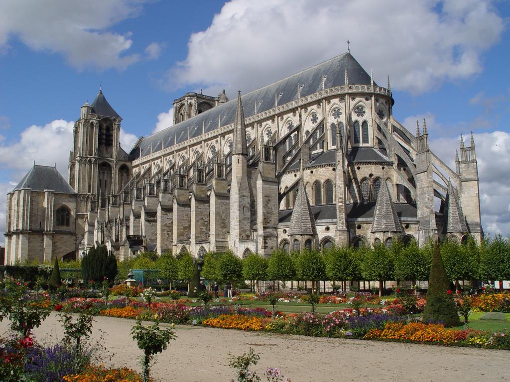 Campanile Bourges Nord - Saint-Doulchard Hotel Luaran gambar